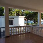 Apart-hotel Carabella
