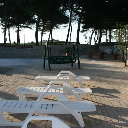 Carabella Aparthotel Vieste