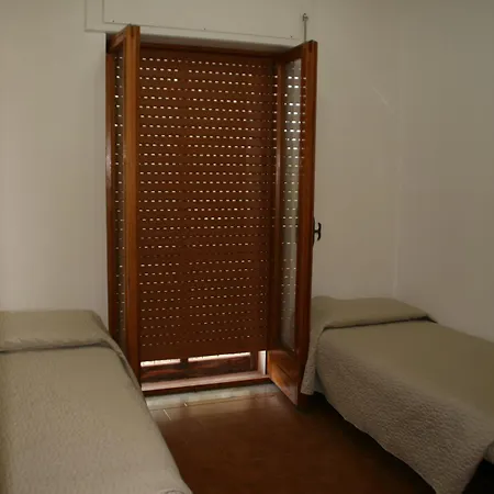 Aparthotel Carabella *