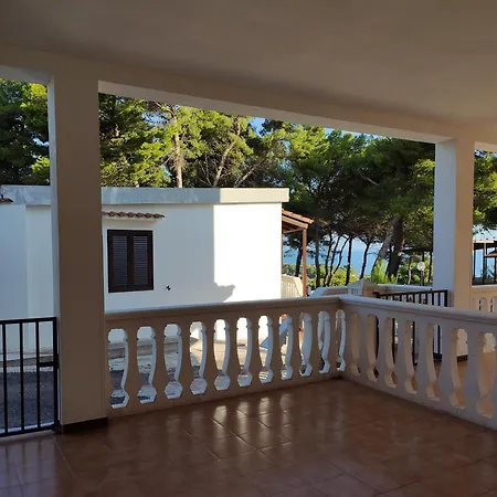 Aparthotel Carabella