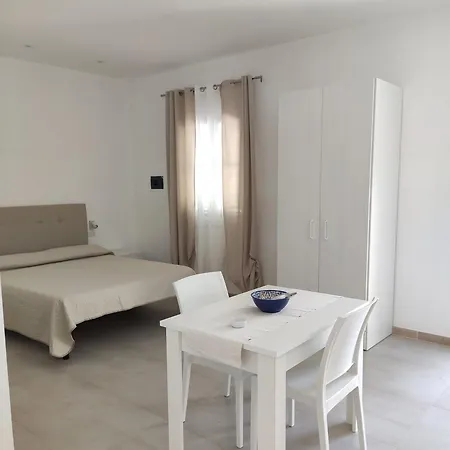 Ξενοδοχείο με διαμερίσματα Carabella 3*